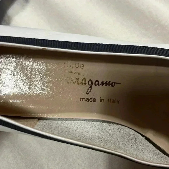 [10] Salvatore Ferragamon White Black lillaz Vara  Bow Pumps Heel Shoes - Picture 9 of 12